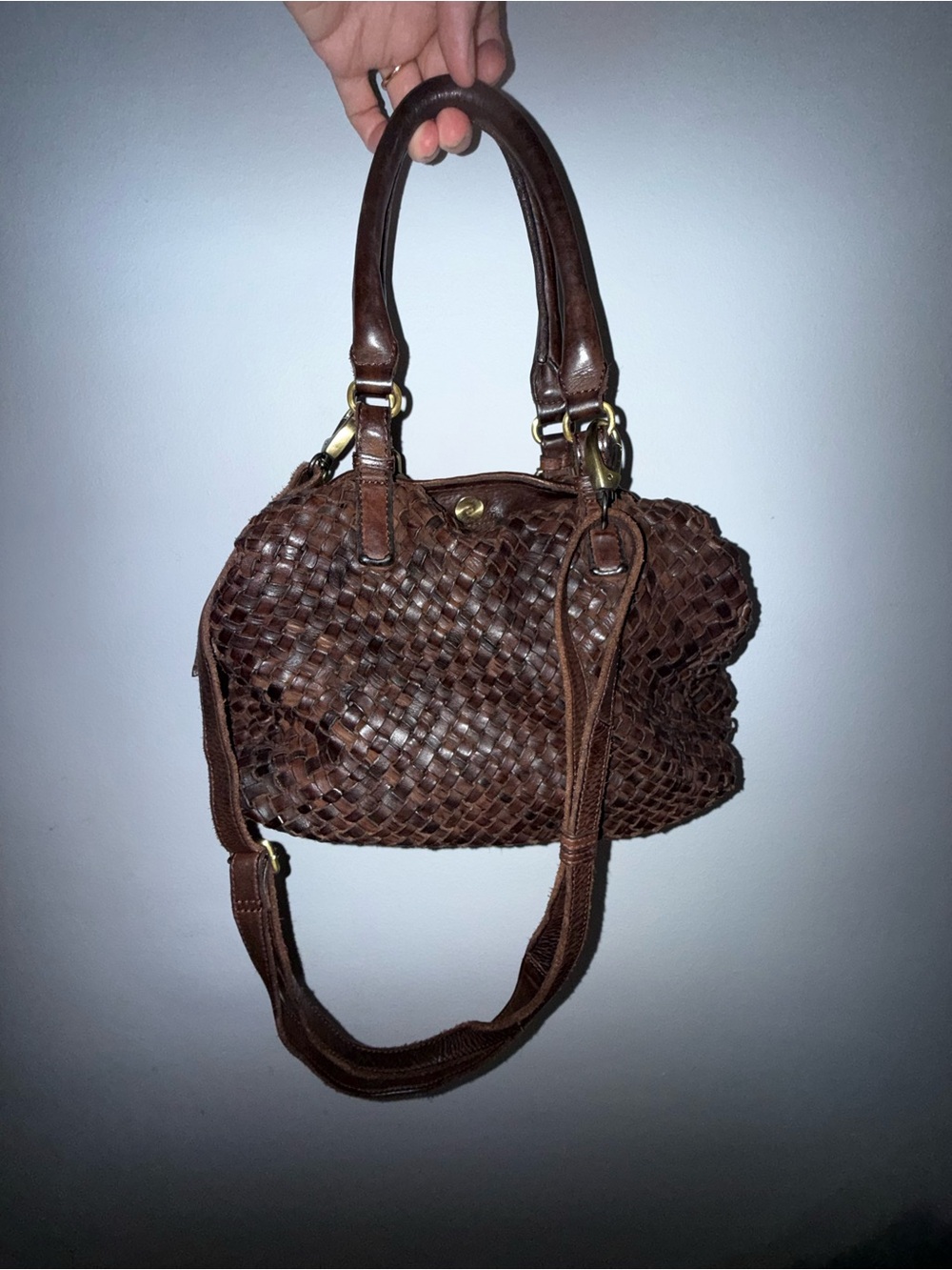 Marta Ponti Woven Leather Shoulder Bag in Brown